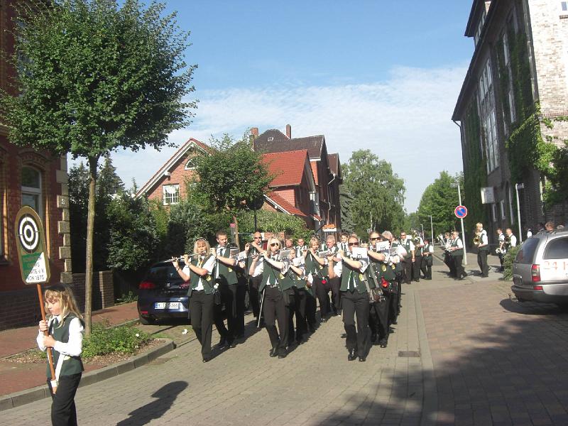 041.JPG